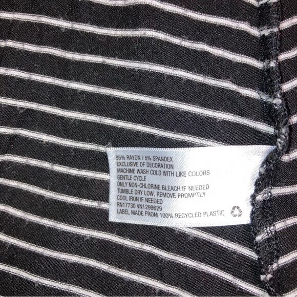 Striped Top Women’s Large Black White Short Sleeve Relaxed Fit Spring Summer - Picture 6 of 7